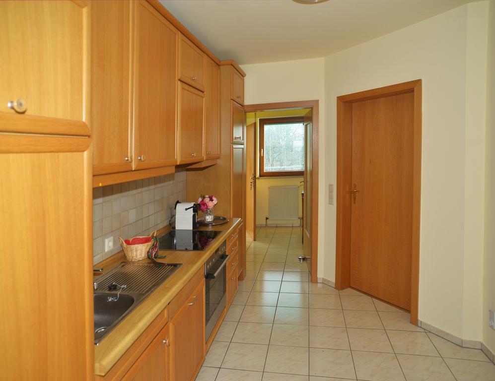 Ferienwohnung Unter Dem Schwalbennest Вахенхайм-ан-дер-Вайнштрасе Номер фото